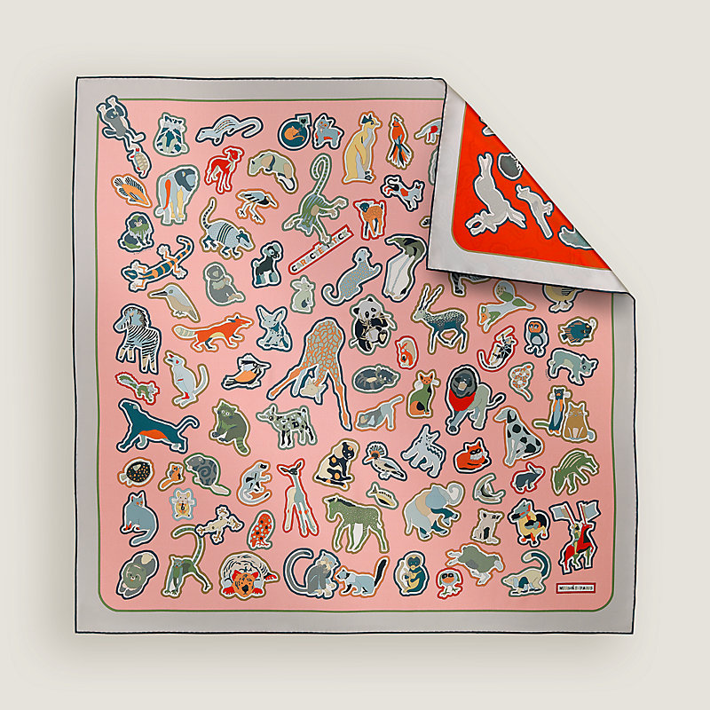 HERMES スカーフ Caracteristick double face scarf 90 両面 Caracteristick double face scarf 90 | Hermès Canada